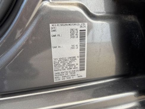 Used 2025 Nissan Altima 2.5 SV FWD image 29