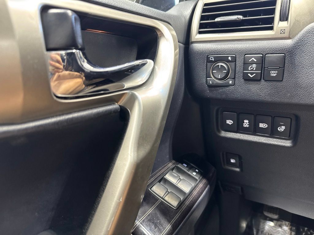 Used 2021 Lexus GX 460 Premium w/ Premium Package AWD/4WD image 9