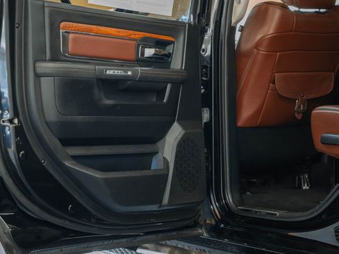 Used 2014 RAM 2500 Longhorn image 49