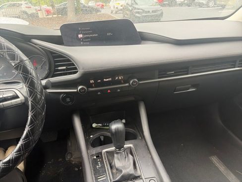 Used 2020 MAZDA MAZDA3 Sedan w/ Select Package FWD image 14