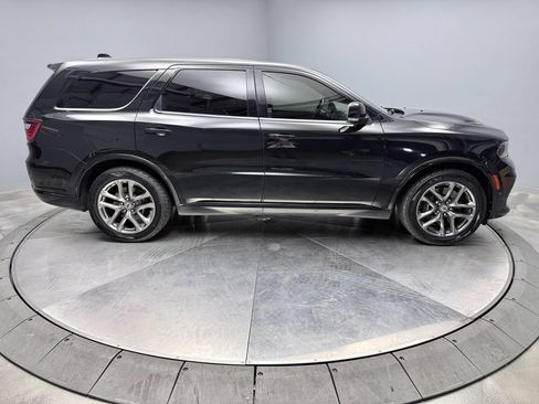 Used 2022 Dodge Durango R/T w/ Tow 'N Go Package AWD/4WD image 4