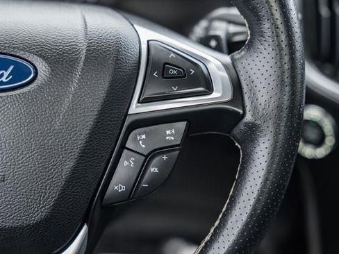 Used 2019 Ford Edge ST w/ Convenience Package image 29