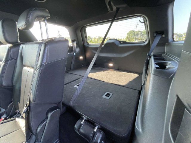 Used 2020 Ford Expedition XLT w/ Equipment Group 201A RWD image 12