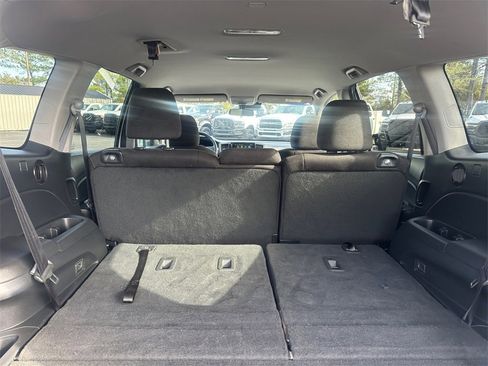 Used 2021 Honda Pilot EX image 26