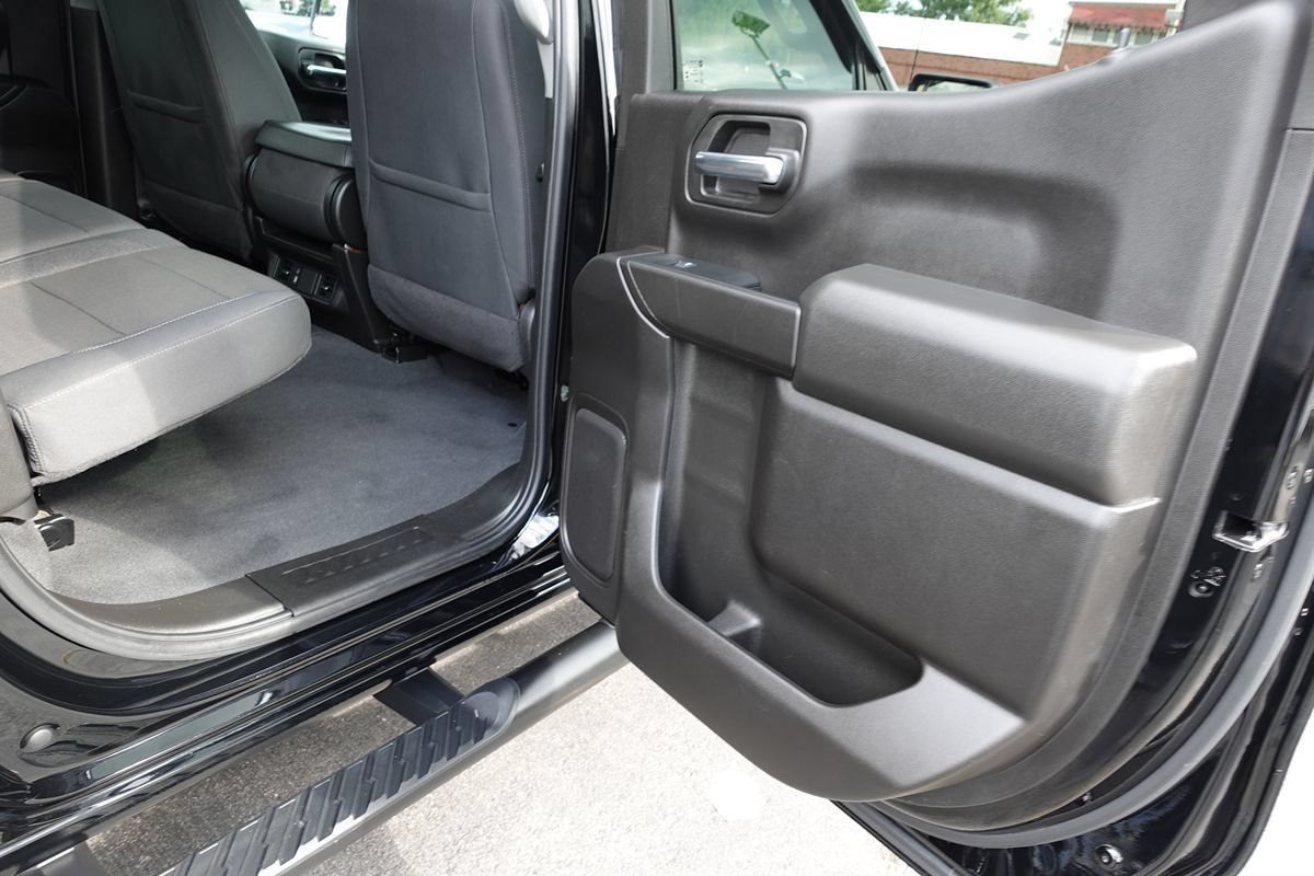 Used 2024 Chevrolet Silverado 1500 Custom AWD/4WD image 25