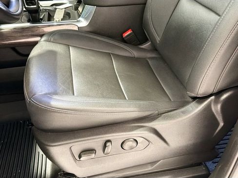 Used 2023 Chevrolet Silverado 1500 LTZ w/ Technology Package image 18