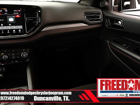 Certified 2025 Dodge Durango GT w/ Blacktop Package image 36