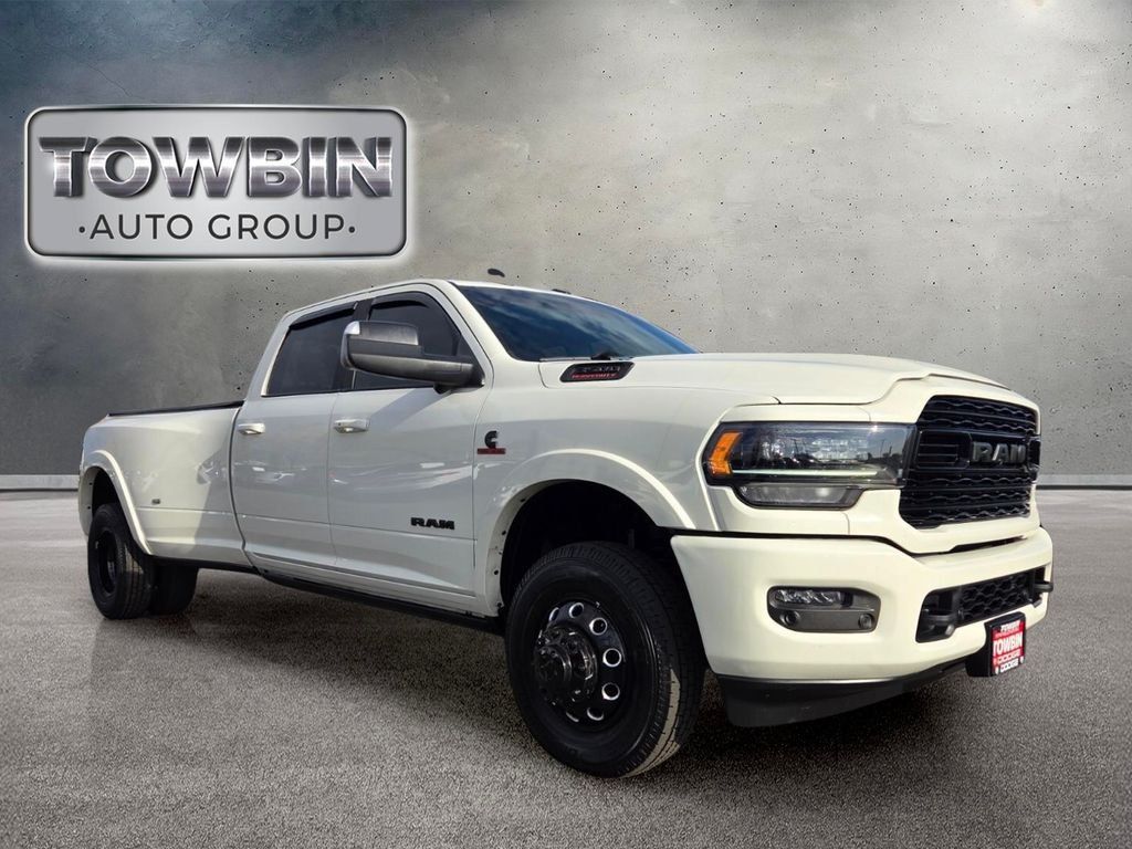 Used 2022 RAM 3500 Limited AWD/4WD image 2