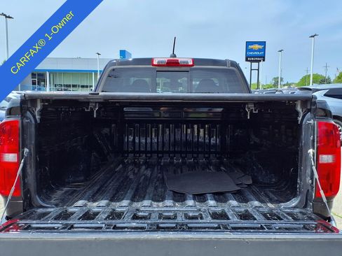 Used 2017 Chevrolet Colorado Z71 AWD/4WD image 11
