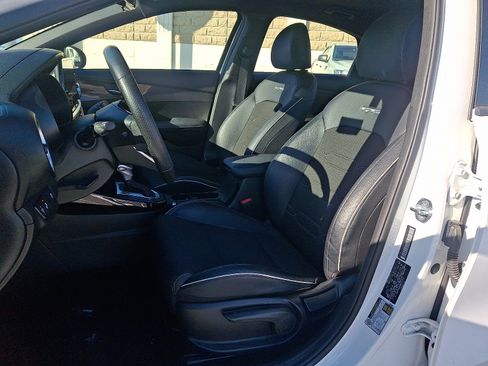 Certified 2022 Kia Forte GT-Line image 13