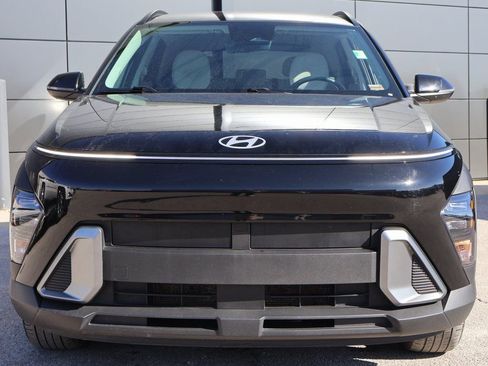 Used 2025 Hyundai Kona SEL image 7