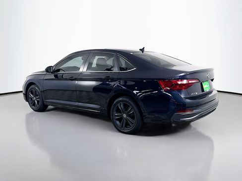 Used 2023 Volkswagen Jetta SE w/ Panoramic Sunroof Package FWD image 7
