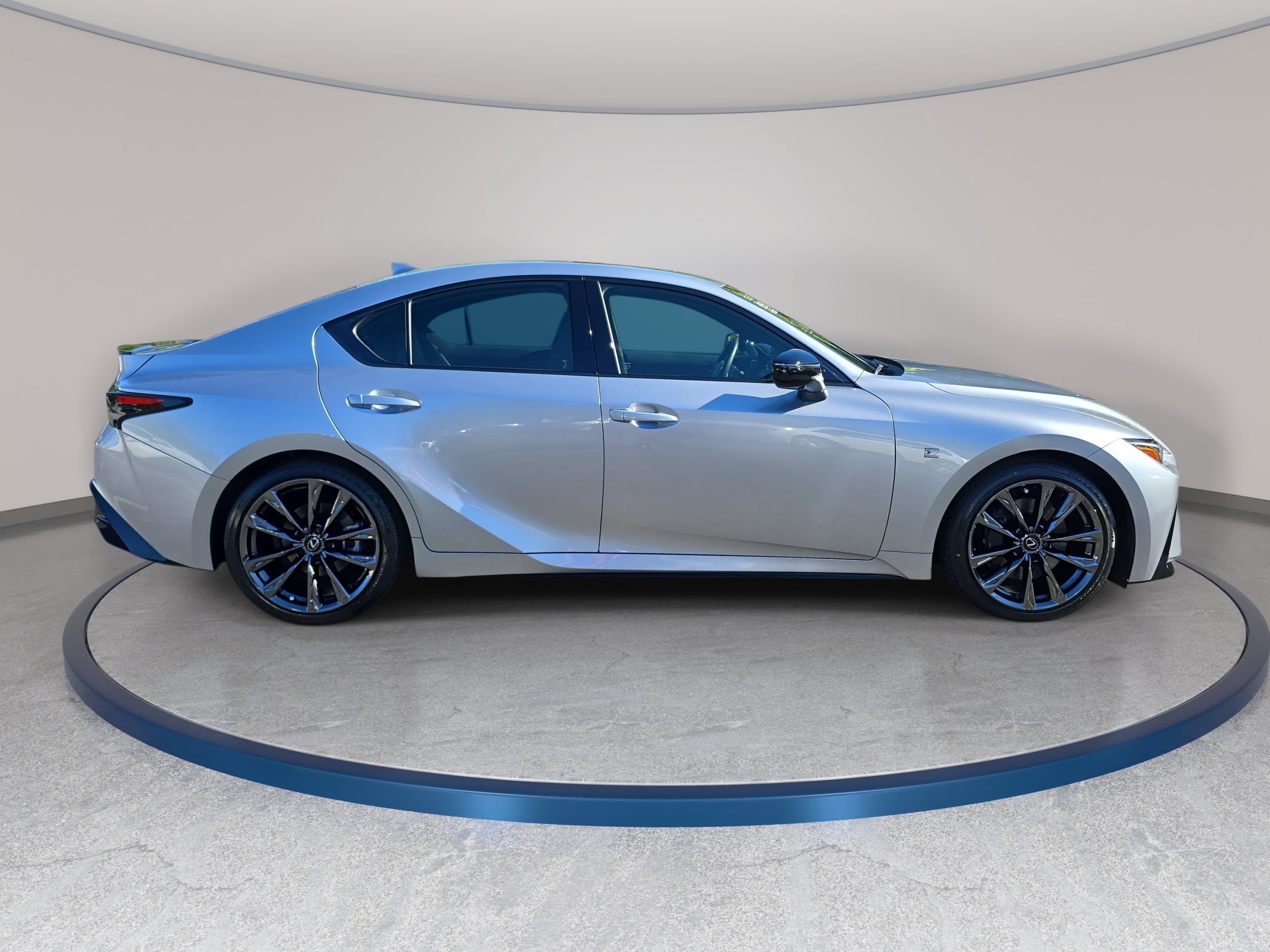 Used 2025 Lexus IS 350 F Sport w/ Navigation Package RWD image 4