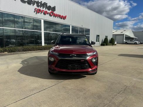 Used 2022 Chevrolet TrailBlazer RS w/ Sun and Liftgate Package image 2