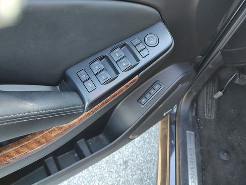 Used 2017 Chevrolet Tahoe Premier image 10