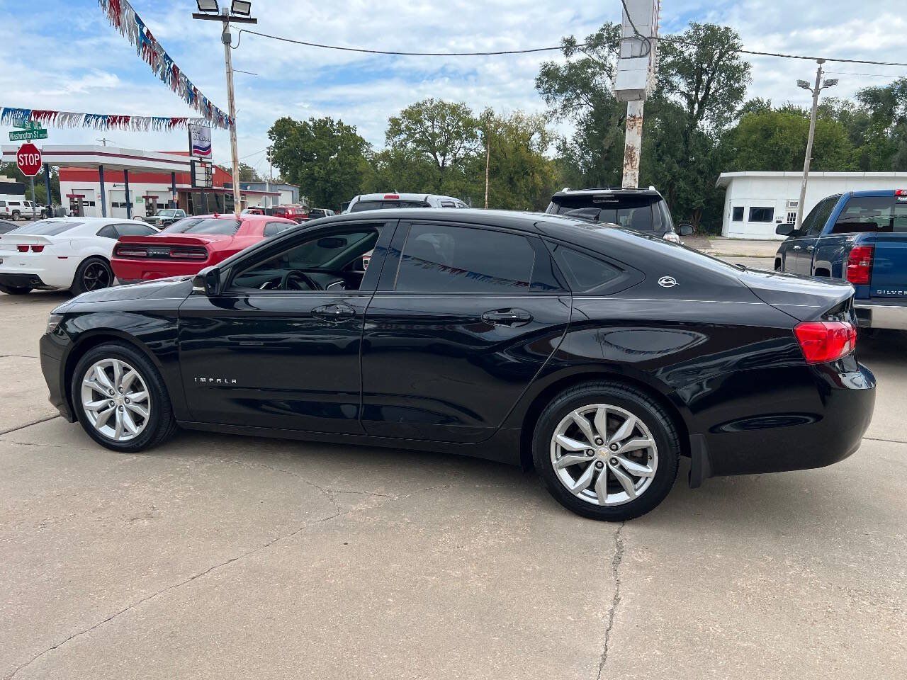 Used 2019 Chevrolet Impala LT FWD image 8