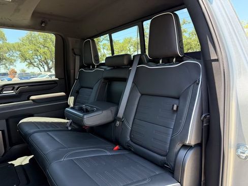 Used 2026 GMC Sierra 2500 AT4X AWD/4WD image 22