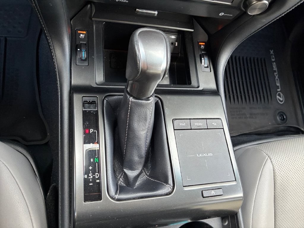 Used 2023 Lexus GX 460 w/ Black Line Special Edition AWD/4WD image 10