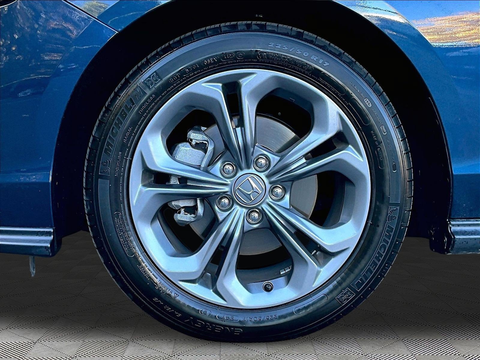 Used 2024 Honda Accord EX image 33