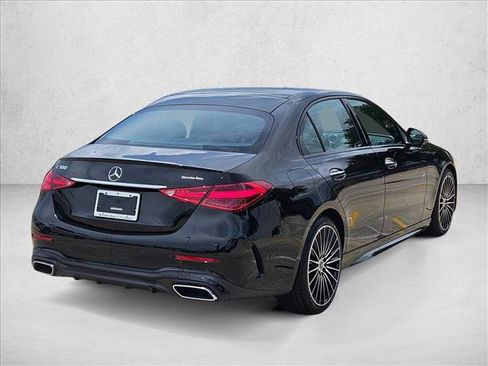 Used 2023 Mercedes-Benz C 300 Sedan image 5