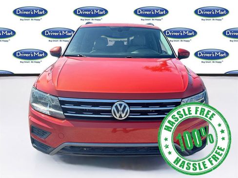 Used 2018 Volkswagen Tiguan SE image 2