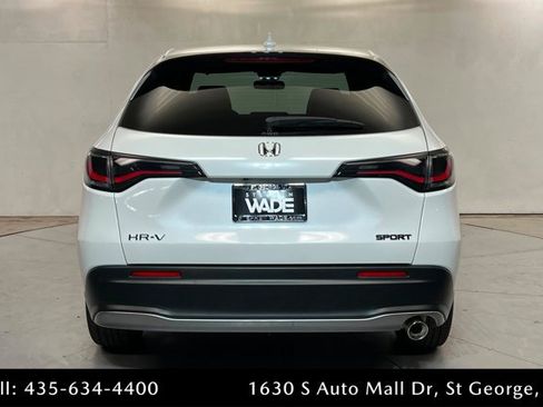 Used 2025 Honda HR-V Sport image 4