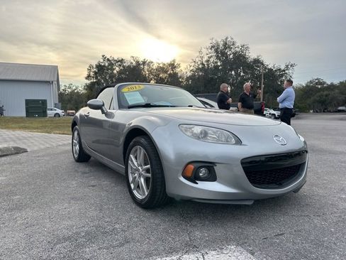 Used 2013 MAZDA MX-5 Miata Sport image 33