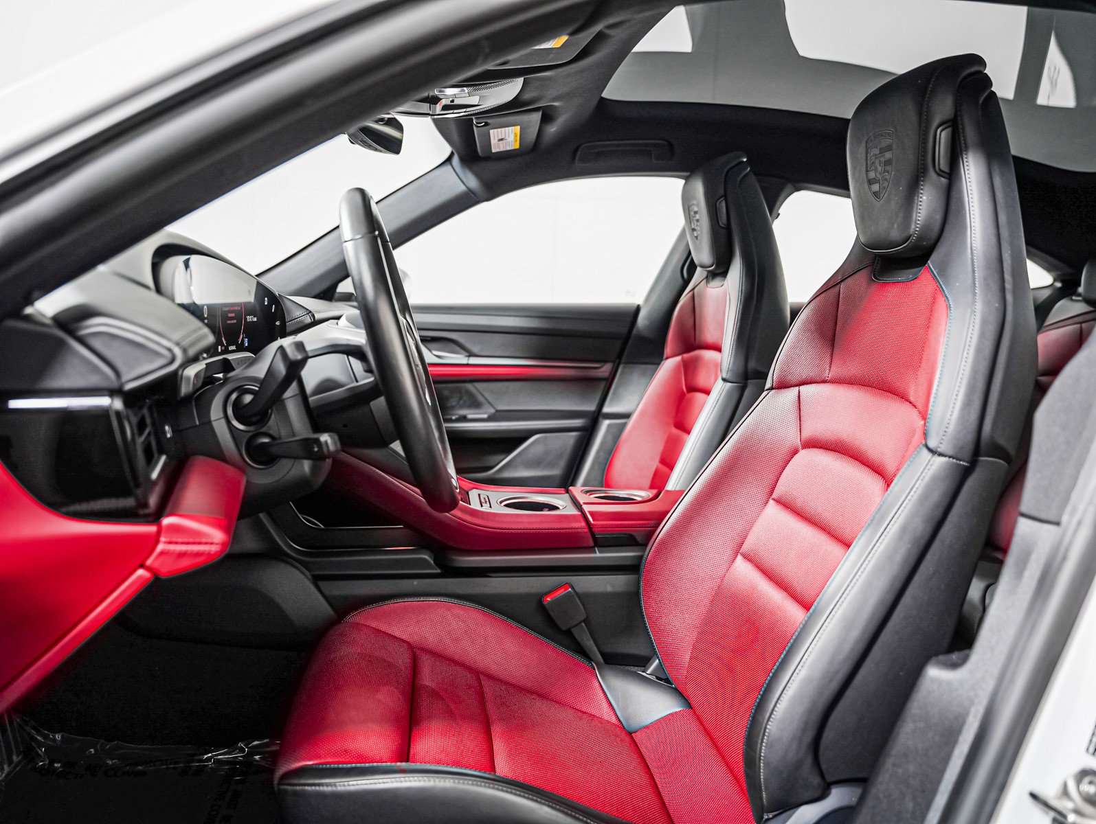 Certified 2025 Porsche Taycan w/ Premium Package RWD image 5