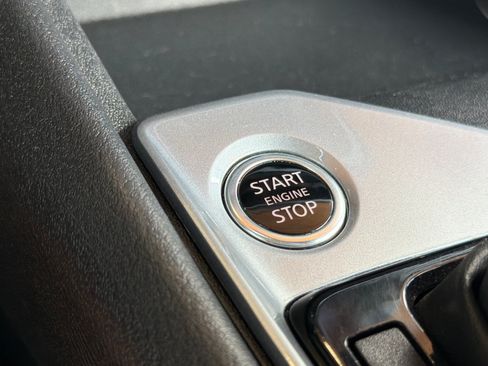 Used 2025 Nissan Altima 2.5 SV FWD image 23