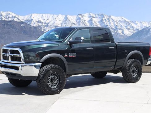 Used 2016 RAM 3500 Tradesman w/ Chrome Appearance Group AWD/4WD image 2