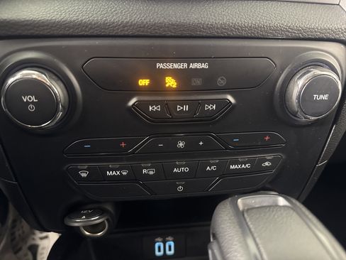 Used 2021 Ford Ranger XLT w/ Trailer Tow Package image 40