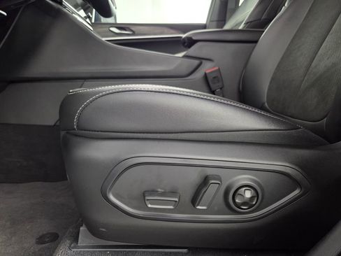 New 2026 Jeep Grand Cherokee Altitude image 21