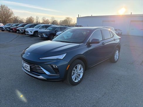 New 2026 Buick Envista Preferred w/ Convenience II Package image 2