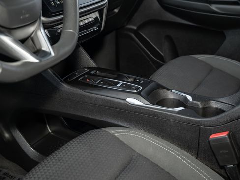 Used 2022 Chevrolet Bolt LT image 29