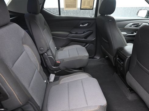 Certified 2020 Chevrolet Traverse LT w/ LPO, Floor Liner Package image 19