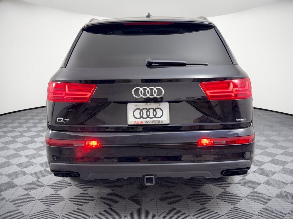 Used 2019 Audi Q7 3.0T Premium Plus w/ Premium Plus Package AWD/4WD image 11