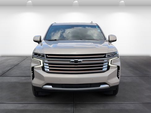 Used 2023 Chevrolet Tahoe High Country AWD/4WD image 6