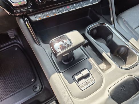 Certified 2023 GMC Sierra 1500 AT4 AWD/4WD image 33