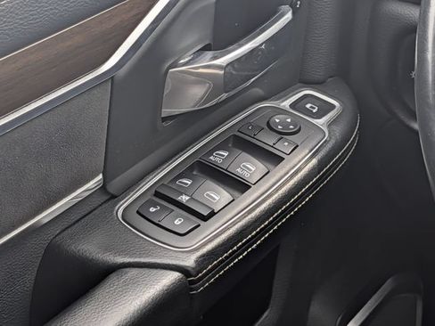 Used 2022 RAM 3500 Laramie AWD/4WD image 19