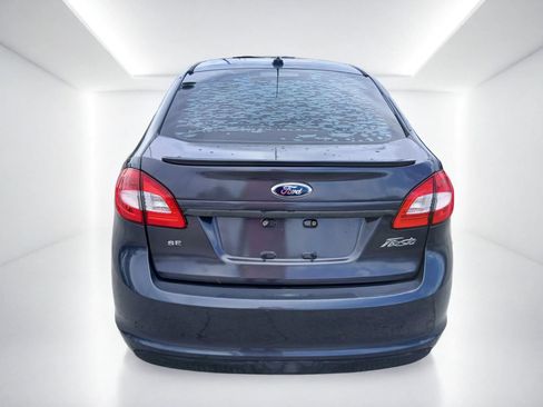 Used 2013 Ford Fiesta S FWD image 5