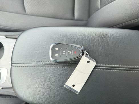 Used 2024 Chevrolet Malibu LT FWD image 29