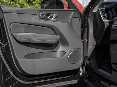 New 2026 Volvo XC60 B5 Plus w/ Protection Package Premier image 33