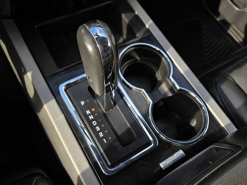 Used 2013 Ford Expedition Limited image 27