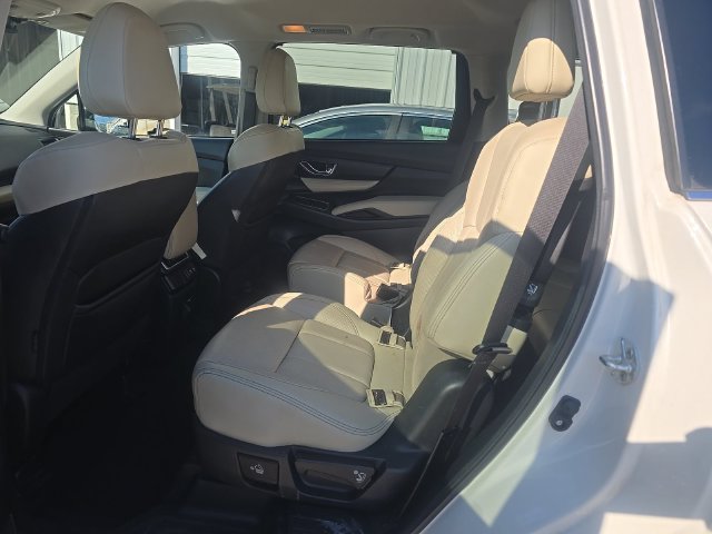 Used 2021 Subaru Ascent Limited AWD/4WD image 7