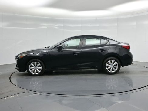 Used 2018 MAZDA MAZDA3 Sport image 25