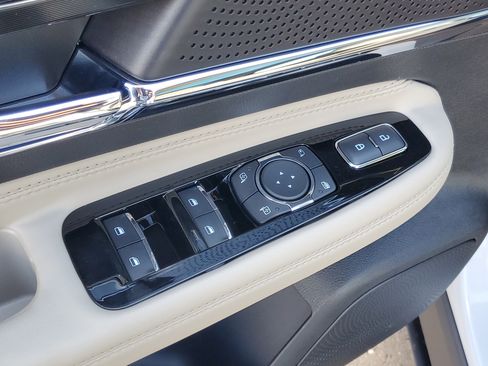 New 2026 Lincoln Corsair Reserve image 10