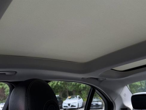 Used 2020 Mercedes-Benz C 300 4MATIC Sedan image 56