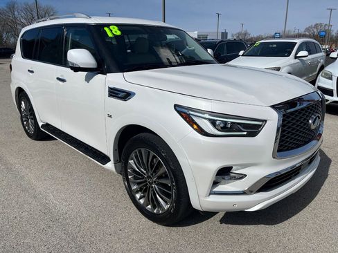 Used 2018 INFINITI QX80 4WD w/ Driver Assistance Package image 7