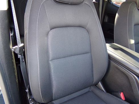 Used 2019 Chevrolet Colorado LT w/ LT Convenience Package image 30