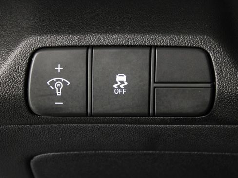 Certified 2026 Hyundai Elantra Sport FWD image 24